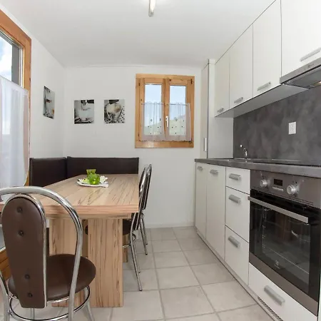 Bergfink Obergeschoss-6 By Interhome