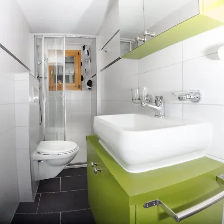 דירה Bergfink Obergeschoss-6 By Interhome *